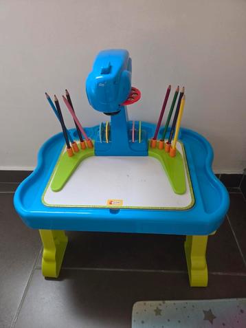 Bureau de dessin avec projecteur, Enlèvement, Comme neuf