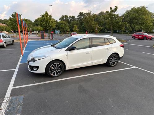 Renault Megane GrandTour BOSE edition 1.5 dCi Parelmoer wit, Auto's, Renault, Particulier, Mégane, Climate control, Diesel, Euro 5