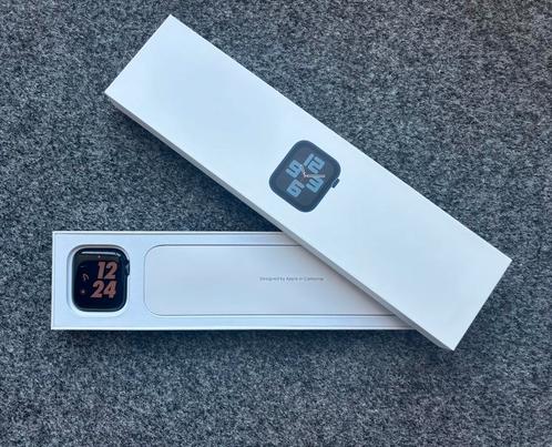 Apple Apple Watch SE 2e Gen + Accessoires, Handtassen en Accessoires, Smartwatches, Zo goed als nieuw, Conditie, Ophalen