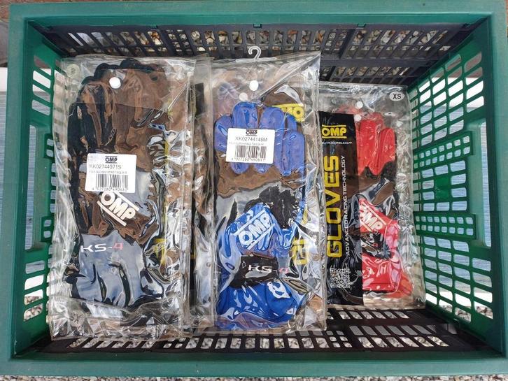 Karting Nieuwe OMP KS-4 en Rain karthandschoenen, Sport en Fitness, Karting, Nieuw, Helm of Handschoenen, Ophalen of Verzenden