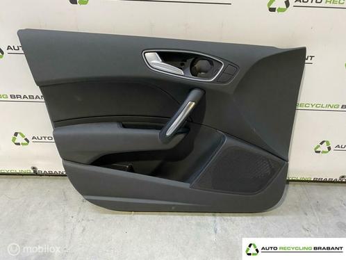 Deurpaneel linksvoor 4-deurs Audi A1 Sportback 8X4867117, Auto-onderdelen, Interieur en Bekleding, Audi, Gebruikt, Ophalen of Verzenden