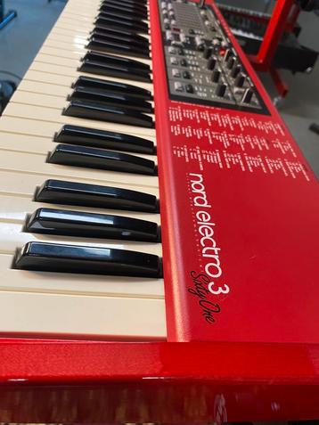 Nord Electro 3 Keyboard 61 Toetsen Piano Synthesizer beschikbaar voor biedingen