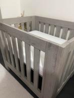Baby box met matras zo goed als nieuw, Kinderen en Baby's, Babyparken, Ophalen, Zo goed als nieuw