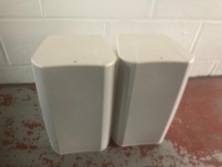 2 Baffles QSC (modele AD-S6), Audio, Tv en Foto, Luidsprekerboxen, Gebruikt, Center speaker, 60 tot 120 watt, Ophalen