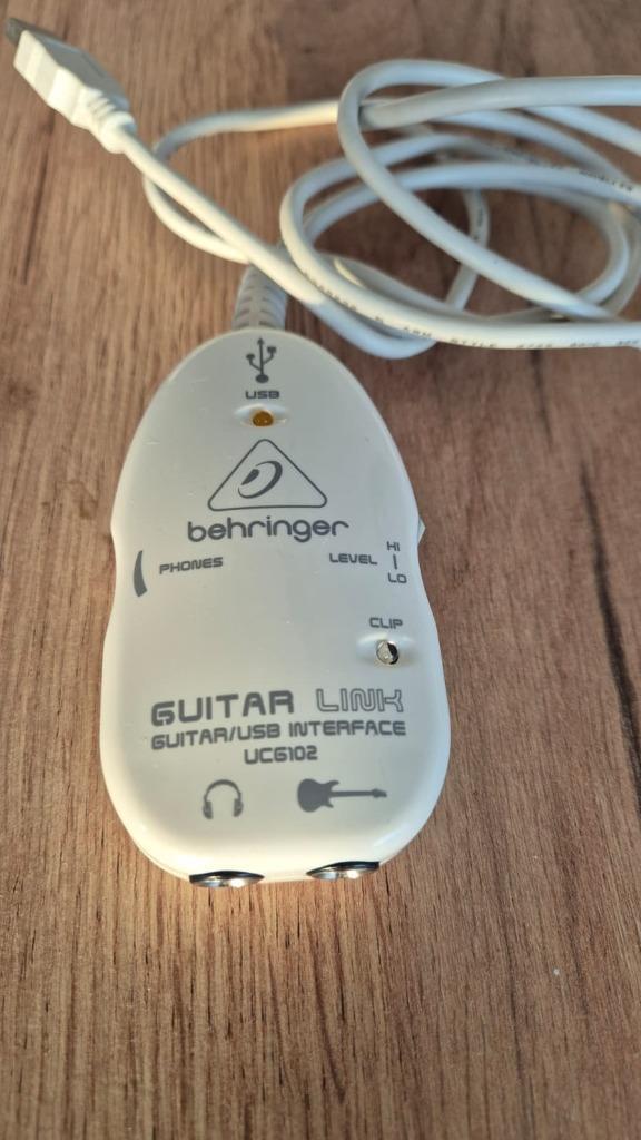 Behringer UCG102 USB-gitaarinterface, Audio, Tv en Foto, Professionele apparaten, Zo goed als nieuw, Ophalen of Verzenden