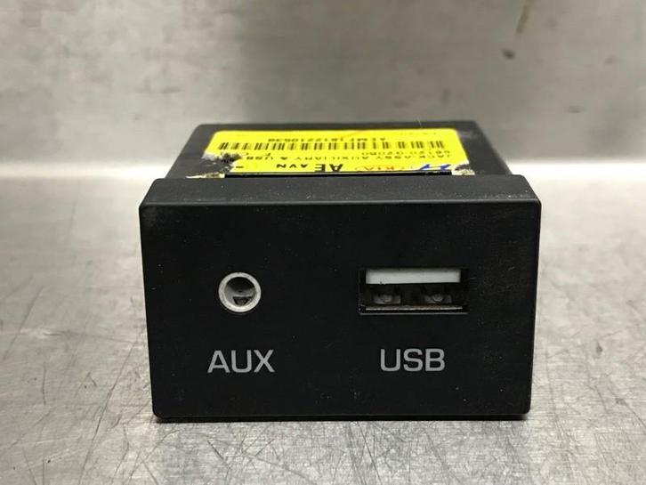 DIVERSEN AUX/USB aansluiting Hyundai Ioniq (|96120G2050|), Auto-onderdelen, Overige Auto-onderdelen, Hyundai, Gebruikt