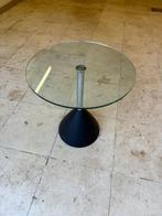 Compact bijzettafeltje met glazen blad, Huis en Inrichting, Tafels | Bijzettafels, Gebruikt, Rond, 55 tot 75 cm, Glas