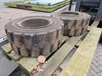 2 vol rubberen heftruck banden, Maat 23 x 10 -12, Ophalen, Zo goed als nieuw