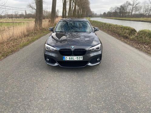 BMW 118i, Auto's, BMW, Bedrijf, Mistlampen, Navigatiesysteem, Regensensor, Sportstoelen, USB, Velours, Ophalen