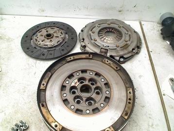 VLIEGWIEL DUBBELE MASSA Fiat Doblo (263) (55269363) beschikbaar voor biedingen