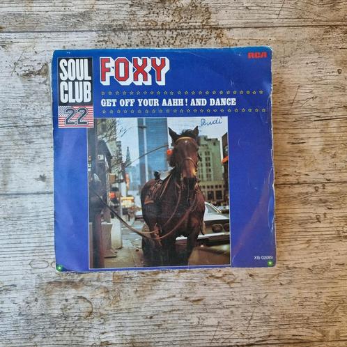 45T Foxy - Get off your aahh! and dance, Cd's en Dvd's, Vinyl Singles, Gebruikt, Single, R&B en Soul, 7 inch, Ophalen of Verzenden