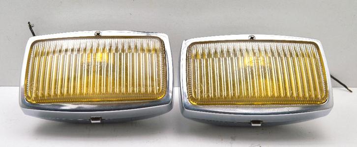 Feu antibrouillard Hella 138 pour modèle Rally Classic, Autos : Pièces & Accessoires, Éclairage, Alfa Romeo, Audi, BMW, Ford, Mercedes-Benz