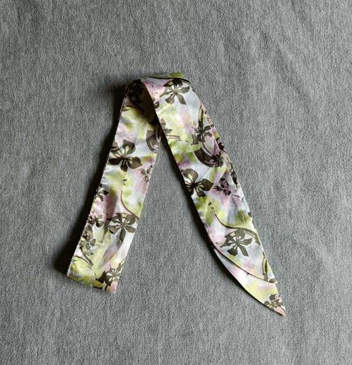Riem - Stof - Hoofdband - Sjaaltje - Accessoire - Dames - €2, Kleding | Dames, Riemen en Ceinturen, Gedragen, Heupriem, 100 cm of meer