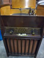 Ancien combiné, meuble radio, haut-parleur et tourne disque., Antiquités & Art, Enlèvement