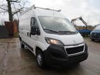Peugeot Boxer 2.2 BlueHDI L2H2 - Dubbel schuifdeur - €6d, Auto's, Voorwielaandrijving, USB, Stof, 4 cilinders