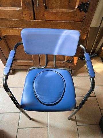 Chaise percée jamais utilisée bleue complete beschikbaar voor biedingen