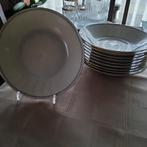 Retro eetservies voor alles 15€, Ophalen