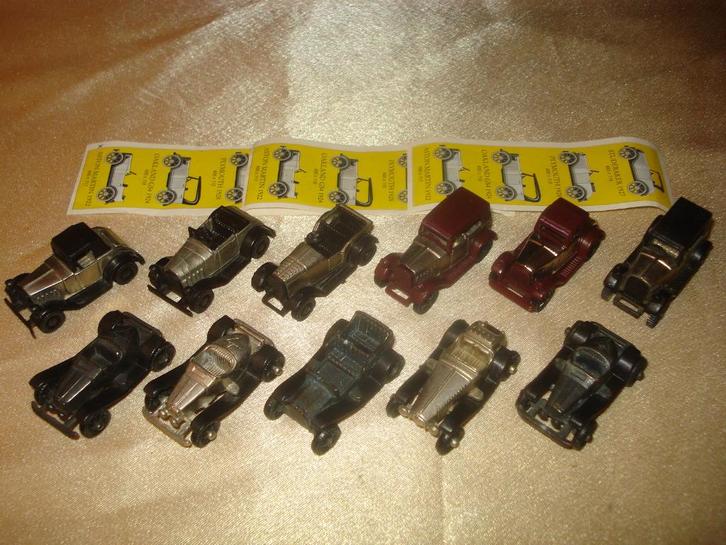 KINDER Lot de 11 Anciennes Voitures en Métal 1978 - 1995, Verzamelen, Verrassingseieren, Zo goed als nieuw, Overige typen, Ophalen of Verzenden