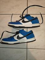 Nike dunk low blauw gepersonaliseerd/Te betreden, Kleding | Heren, Schoenen, Ophalen of Verzenden, Zo goed als nieuw, Blauw