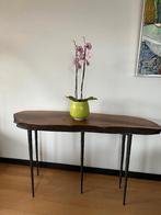 console / side table Italiaanse notelaar en smeedwerk, Huis en Inrichting, Ophalen, 100 tot 150 cm, Zo goed als nieuw, 25 tot 50 cm