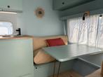 Gerenoveerde retro Knaus caravan <750kg te huur, Caravans en Kamperen, Caravans, Tot en met 3, Particulier, 4 tot 5 meter, 500 - 750 kg