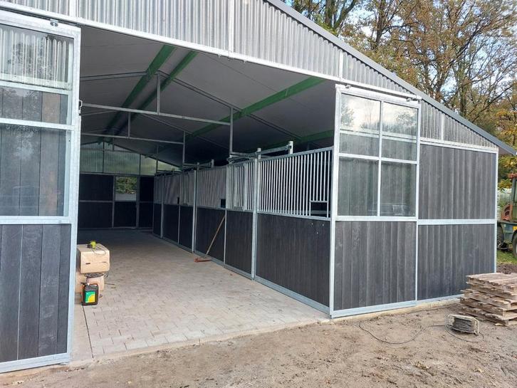 Degelijke betaalbare buitenstallen schuilstal  op maat, Animaux & Accessoires, Box & Pâturages