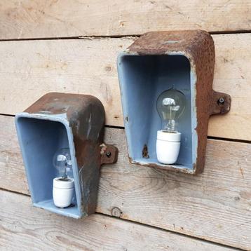 Rustieke landelijke gietijzeren wandlamp muurlamp boerderij, Enlèvement ou Envoi
