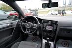 VW Golf 1.6 TDI 105ch R-Line | Alcantara | Navi | ParkAssist, Alcantara, 5 places, Berline, Noir