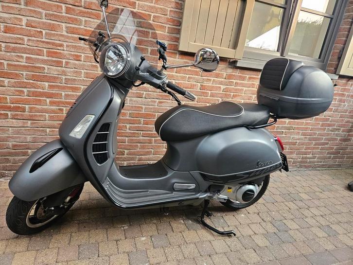 Vespa 300GTS Supersport in zeer goede staat, Motoren, Motoren | Piaggio, Particulier, Ophalen