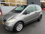 Mercedes-Benz A-klasse 150 Classic, Auto's, Voorwielaandrijving, Monovolume, 4 cilinders, 400 kg