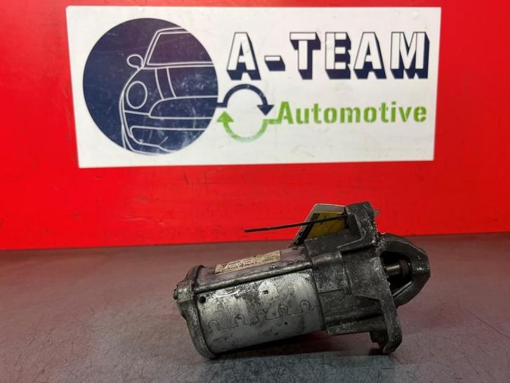 STARTMOTOR Renault Clio IV (5R) (233003329R), Auto-onderdelen, Motor en Toebehoren, Renault, Gebruikt