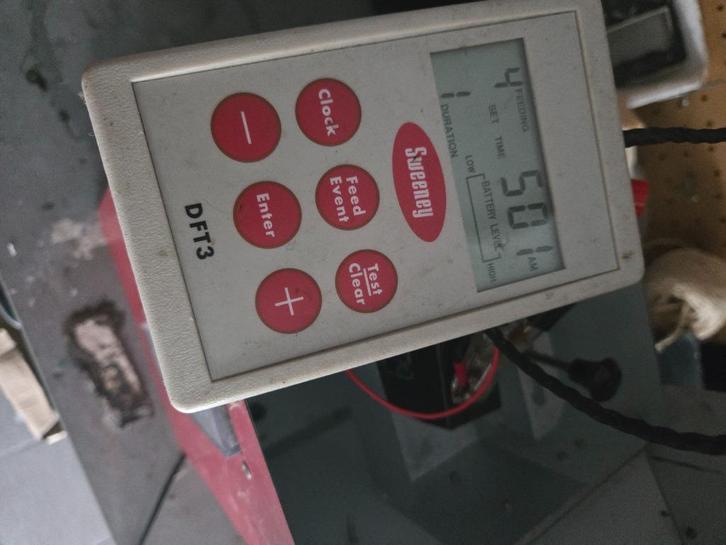 Voerautomaat Koicafé, Tuin en Terras, Vijver-toebehoren, Zo goed als nieuw, Overige typen, Ophalen of Verzenden