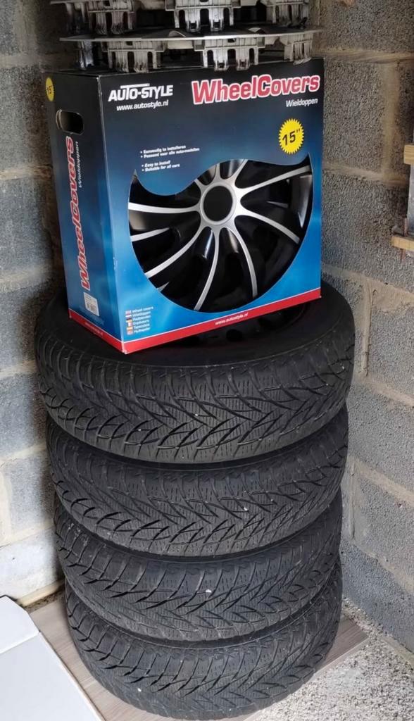 Winterbanden met velgen 185/60R15, Auto-onderdelen, Banden en Velgen, Velg(en), Winterbanden, 15 inch, Personenwagen, Gebruikt
