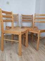 4  toffe stoelen in Scandinavische stijl, Enlèvement