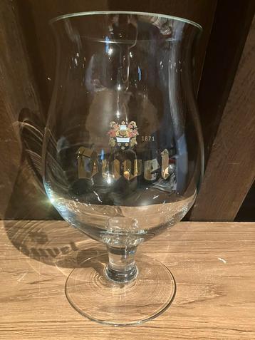 Duvel drie liter glas beschikbaar voor biedingen