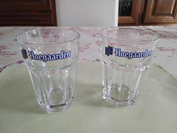 2 Hoegaarden glazen  beschikbaar voor biedingen