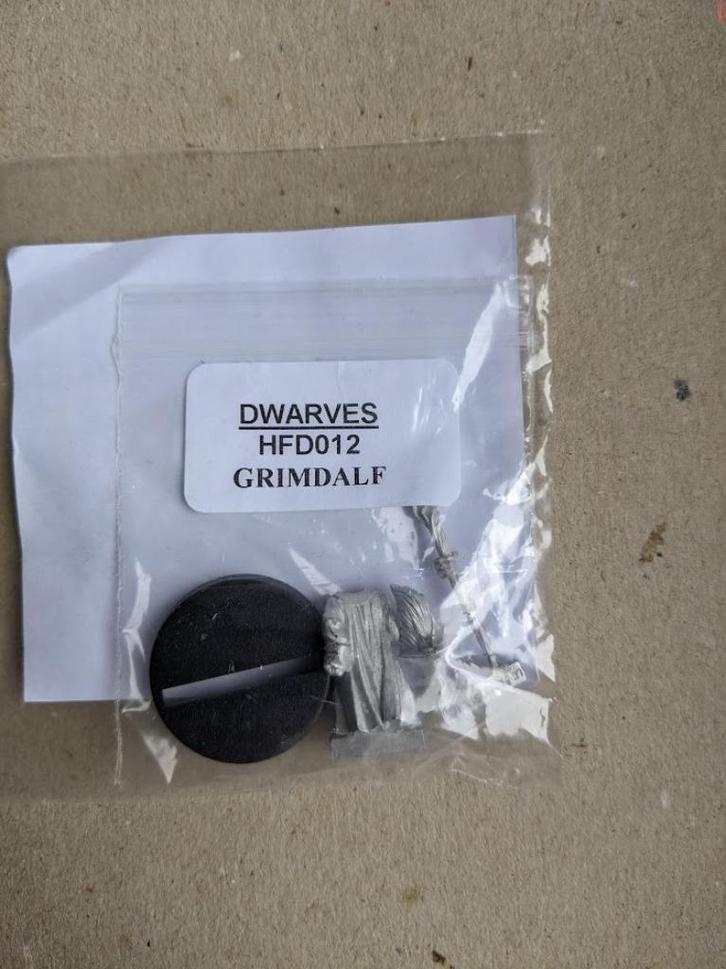 Hasslefree miniatures – HFD012 Grimdalf - 28mm - metaal, Hobby en Vrije tijd, Wargaming, Nieuw, Overige soorten, Figuurtje(s)