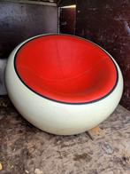 Fauteuil Egg Pod Ball, Enlèvement