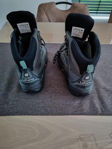 Wandelschoenen  beschikbaar voor biedingen