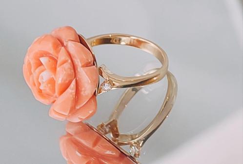 Gouden design ring met Engels huid koraal en diamanten, Bijoux, Sacs & Beauté, Bagues, Neuf, Femme, 17 à 18, Or, Or, Avec pierre précieuse