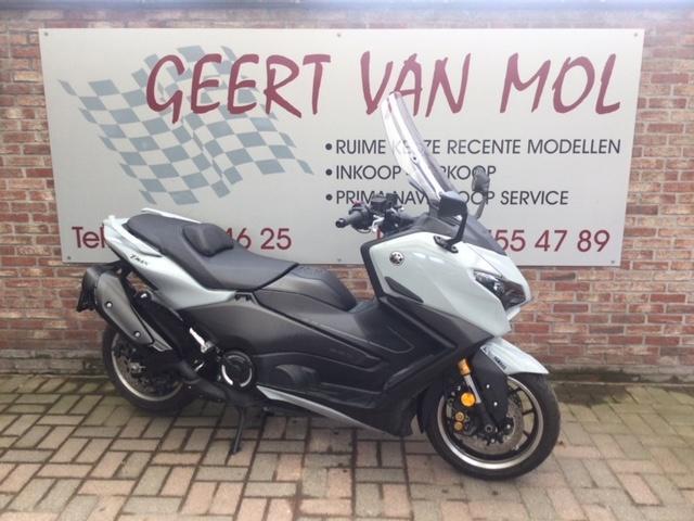 Yamaha Tmax 560 , 9/2025 techmax, Motos, Motos | Yamaha, Entreprise, Scooter, 12 à 35 kW, 2 cylindres, Permis Moto A2 minimum