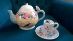 sierlijke thee/koffiepot met tasje en schoteltje, Ophalen of Verzenden, Nieuw, Aardewerk, Kop(pen) en/of Schotel(s)