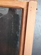 Raam in houten kader, Ophalen
