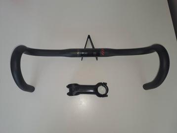 Bontrager carbon stuur 42cm en alu stuurpen 100mm beschikbaar voor biedingen