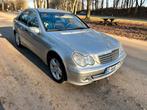MERCEDES C 220 CDI AUTO. AIRCO, Auto's, Mercedes-Benz, 4 deurs, Zwart, 4 cilinders, Bedrijf