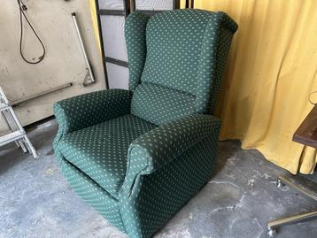 Fauteuil relax beschikbaar voor biedingen