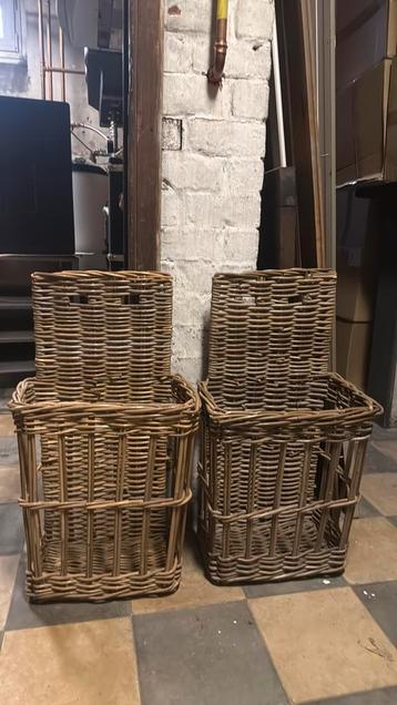 2 identieke stokbroodmanden beschikbaar voor biedingen