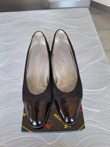 Chaussures noires Alexandria pour femmes taille 39, Enlèvement ou Envoi, Comme neuf