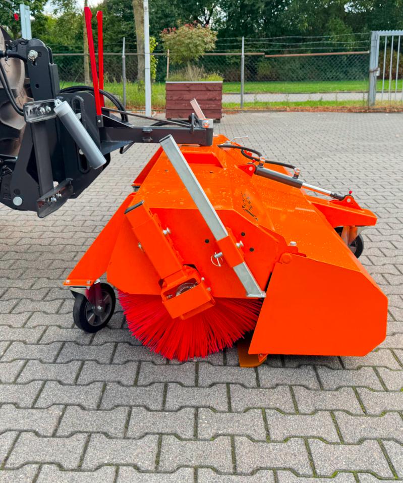 Veegmachine | nieuw | rolbezem | 230 cm trekker, Tuin en Terras, Veegmachines, Nieuw, Ophalen