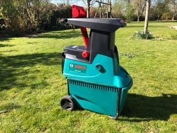 Broyeux de vegetaux Bosch AXT 25D silencieux, Électrique, Enlèvement, Utilisé, BOSCH